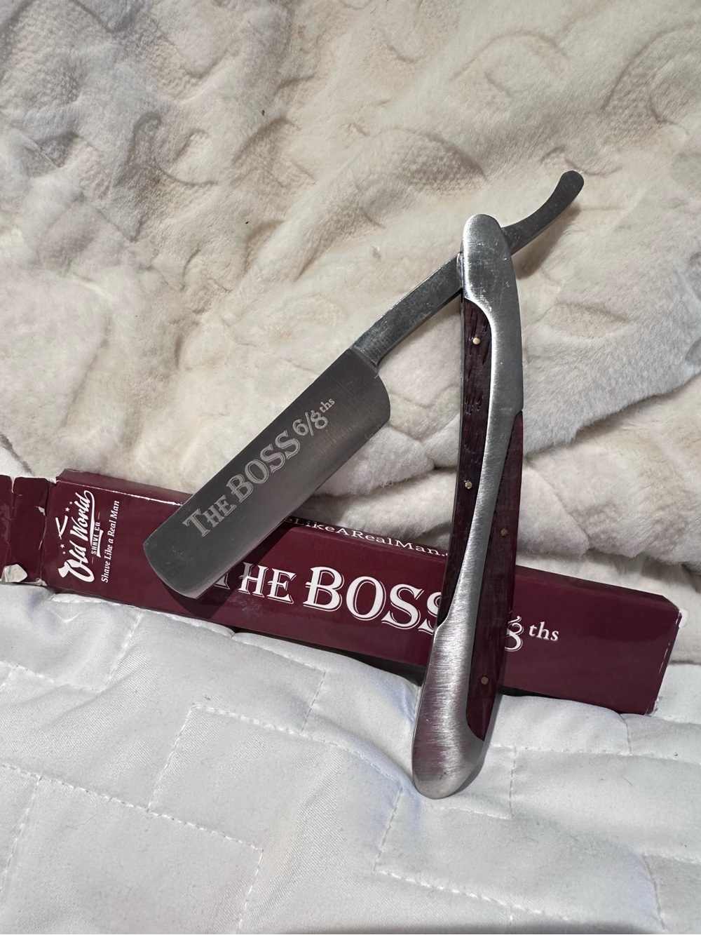 THE OLD SHAVING COMPANY the BOSS 6/8th Straight Razor Like NEW $89